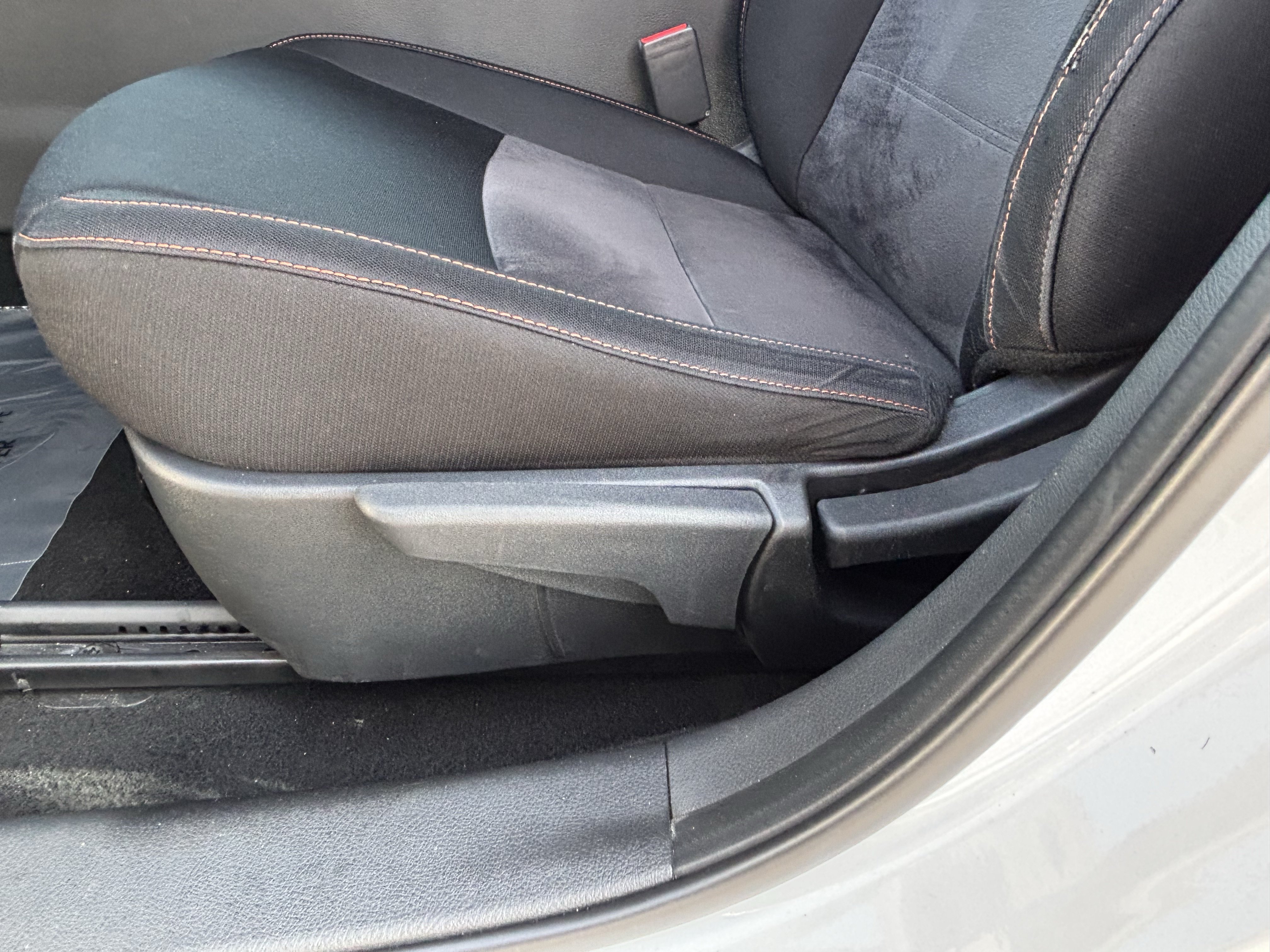 Used 2021 Nissan Sentra SR FWD image 15
