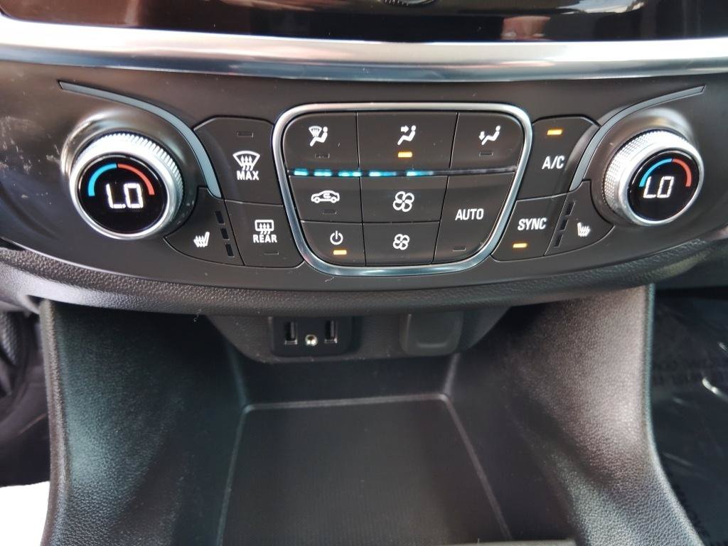 Used 2021 Chevrolet Traverse LT w/ LPO, Cargo Package AWD/4WD image 23