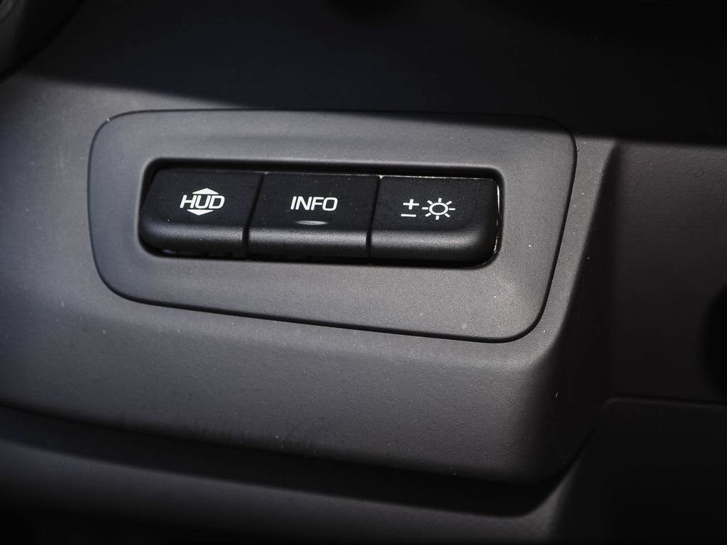 Used 2016 Chevrolet Camaro SS RWD image 28