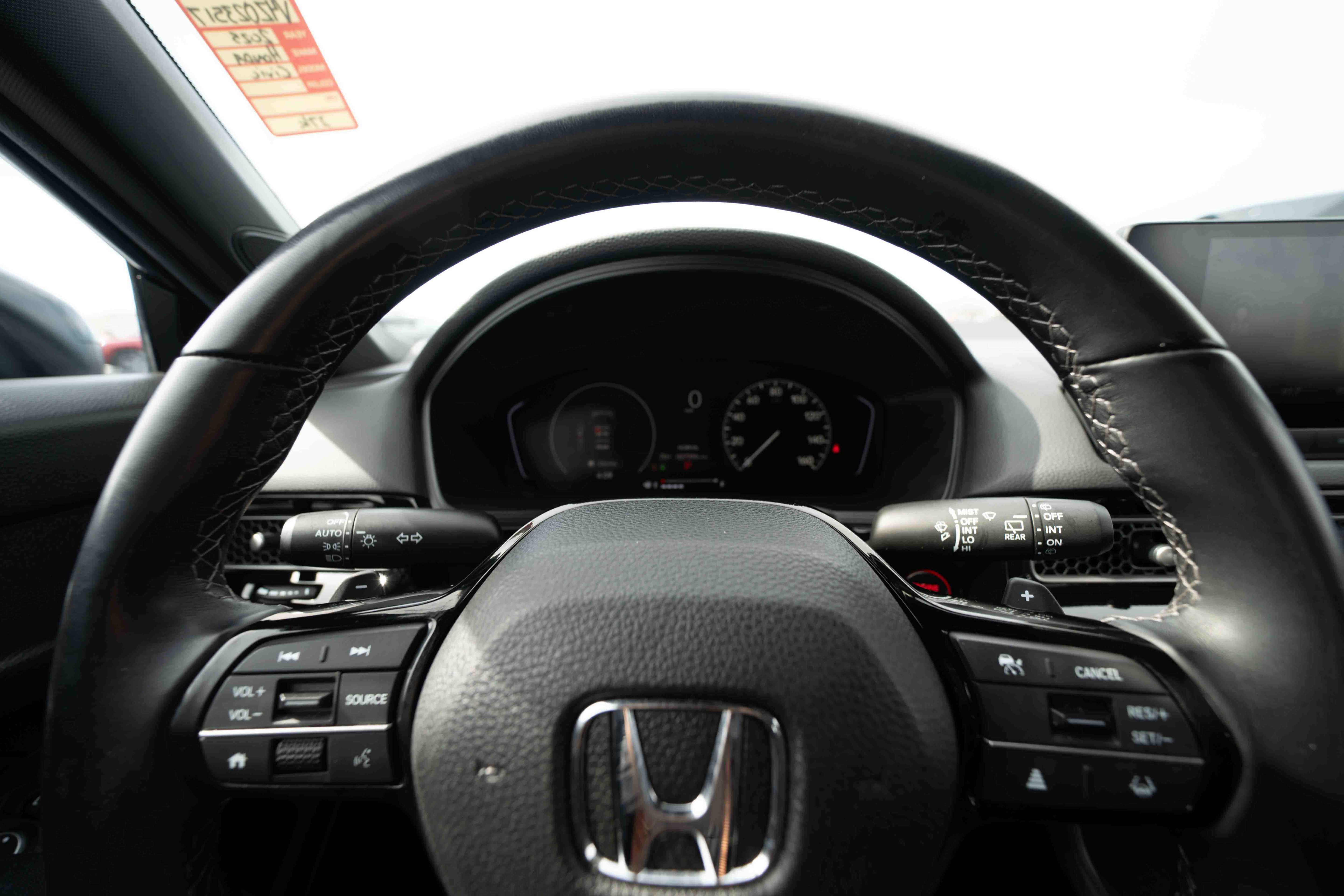 Certified 2025 Honda Civic Sport image 15
