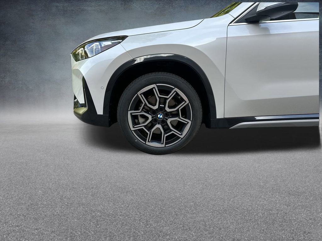 Used 2026 BMW X1 xDrive28i w/ Convenience Package AWD/4WD image 13