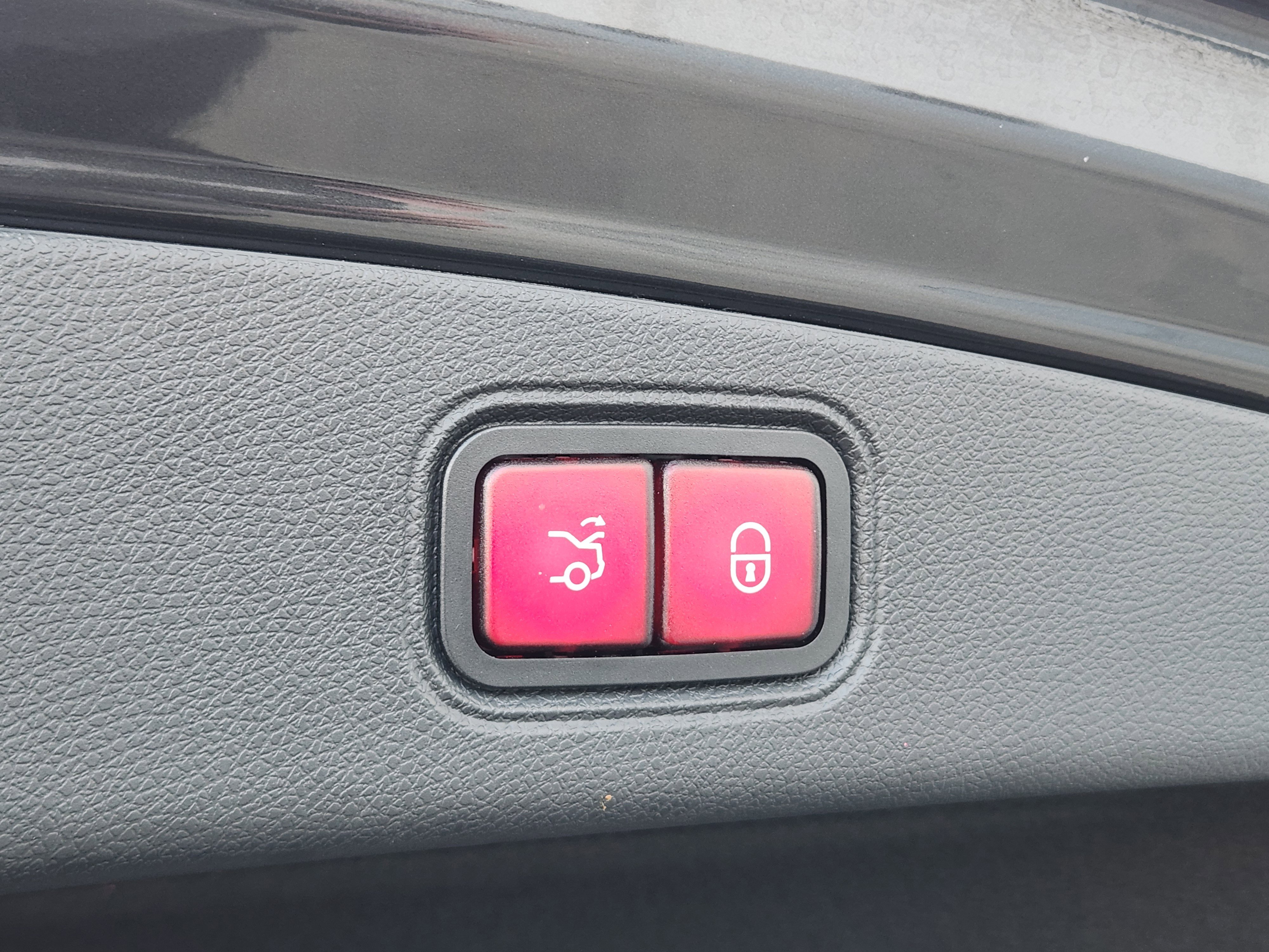 Used 2021 Mercedes-Benz E 450 Coupe image 38