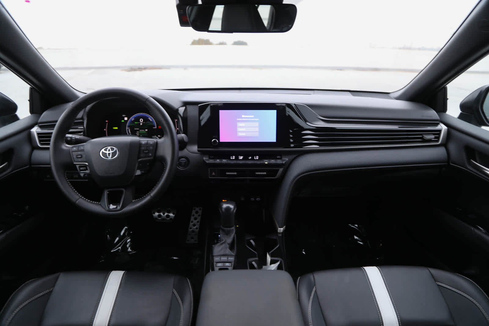 Certified 2025 Toyota Camry SE w/ Convenience Package image 13