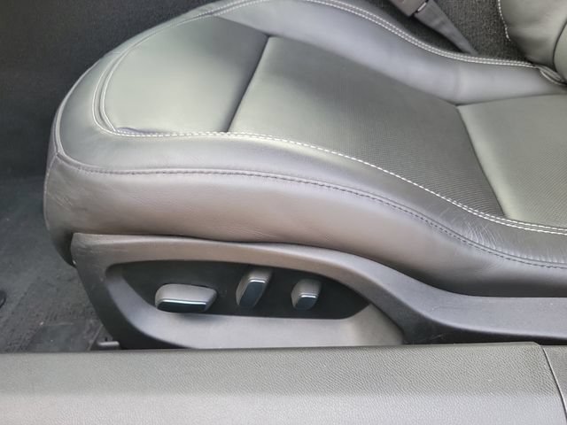 Used 2015 Chevrolet Corvette Stingray Convertible w/ 3LT Preferred Equipment Group RWD image 8