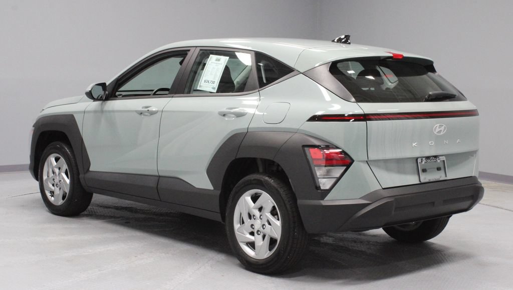 Used 2024 Hyundai Kona SE AWD/4WD image 8