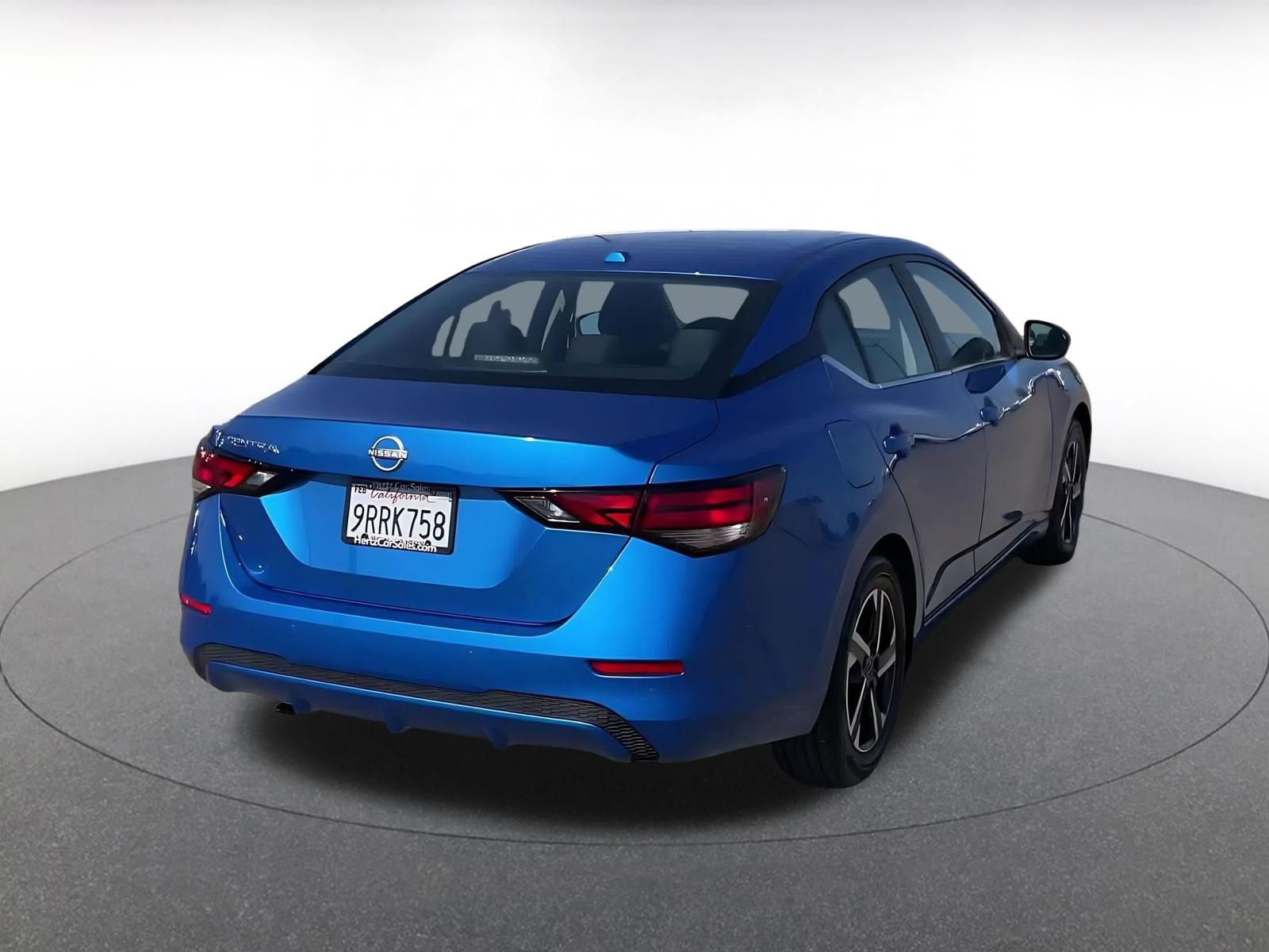 Used 2025 Nissan Sentra SV image 14