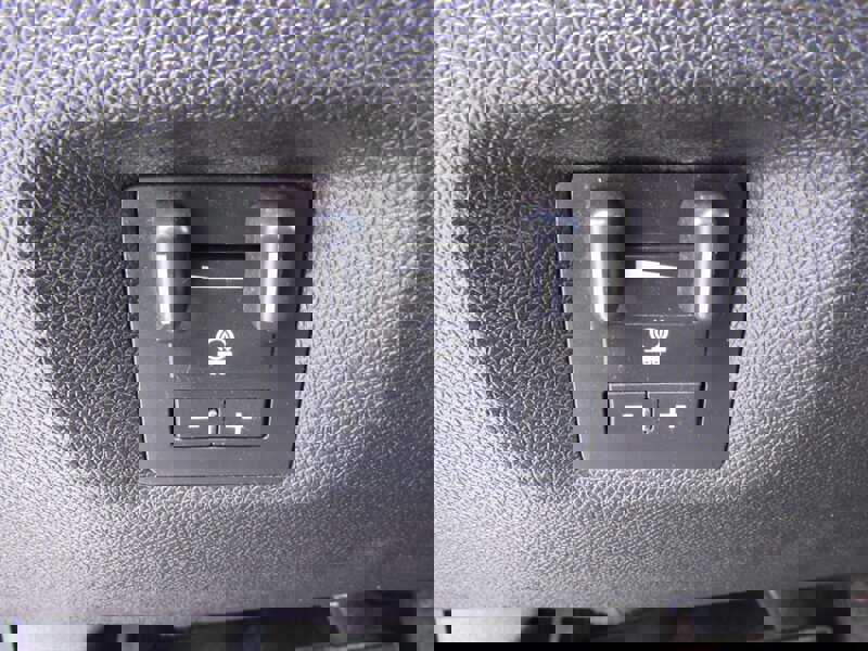 Used 2012 GMC Sierra 2500 Denali w/ Suspension Package, Off-Road image 20