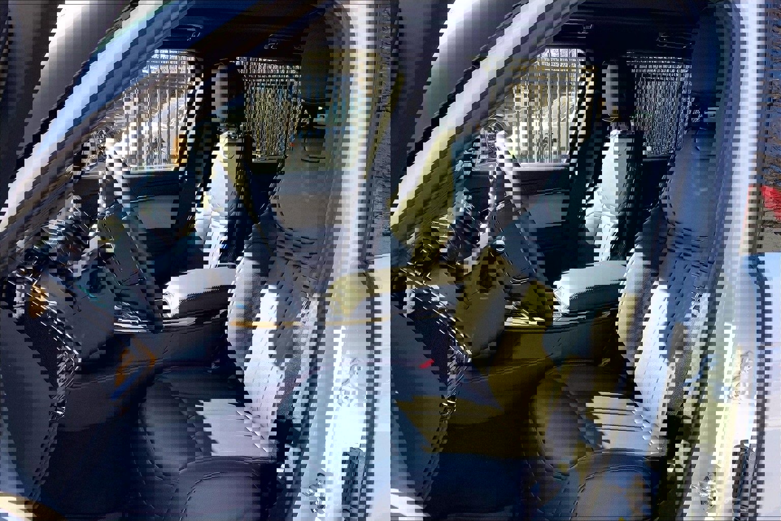 New 2025 Land Rover Range Rover Sport image 9