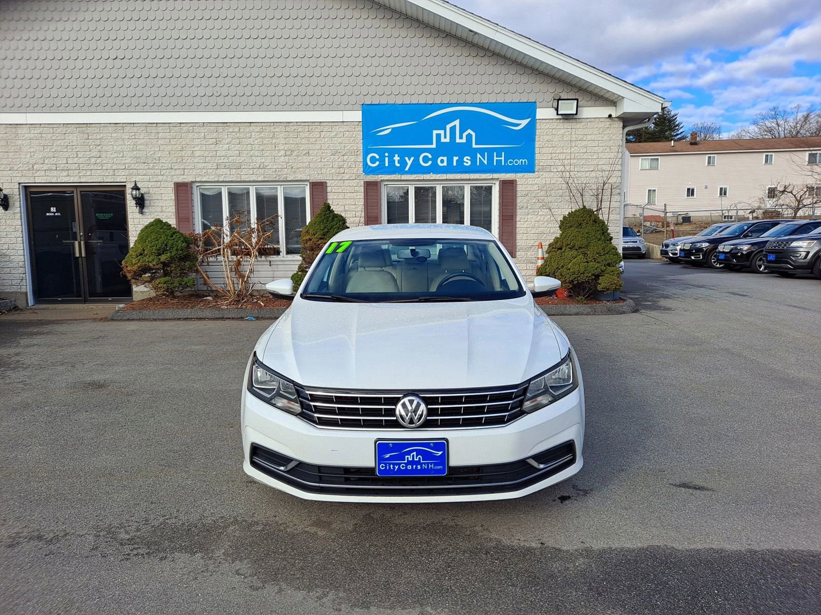 Used 2017 Volkswagen Passat 1.8T S image 3