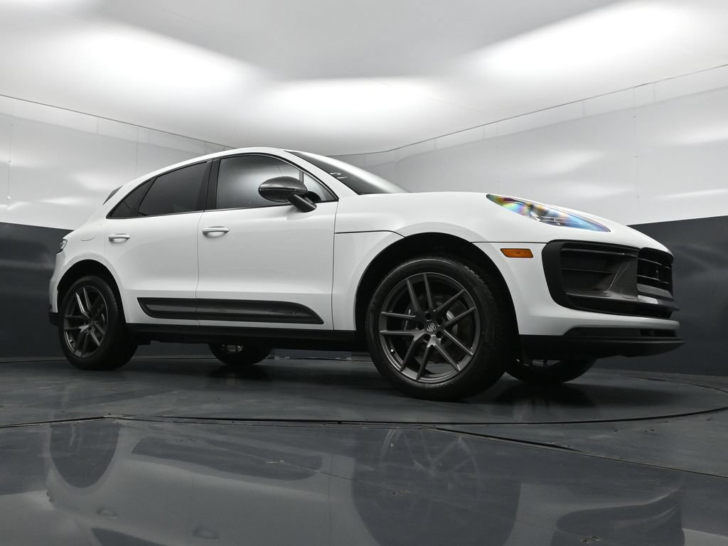 New 2026 Porsche Macan Turbo AWD/4WD image 26