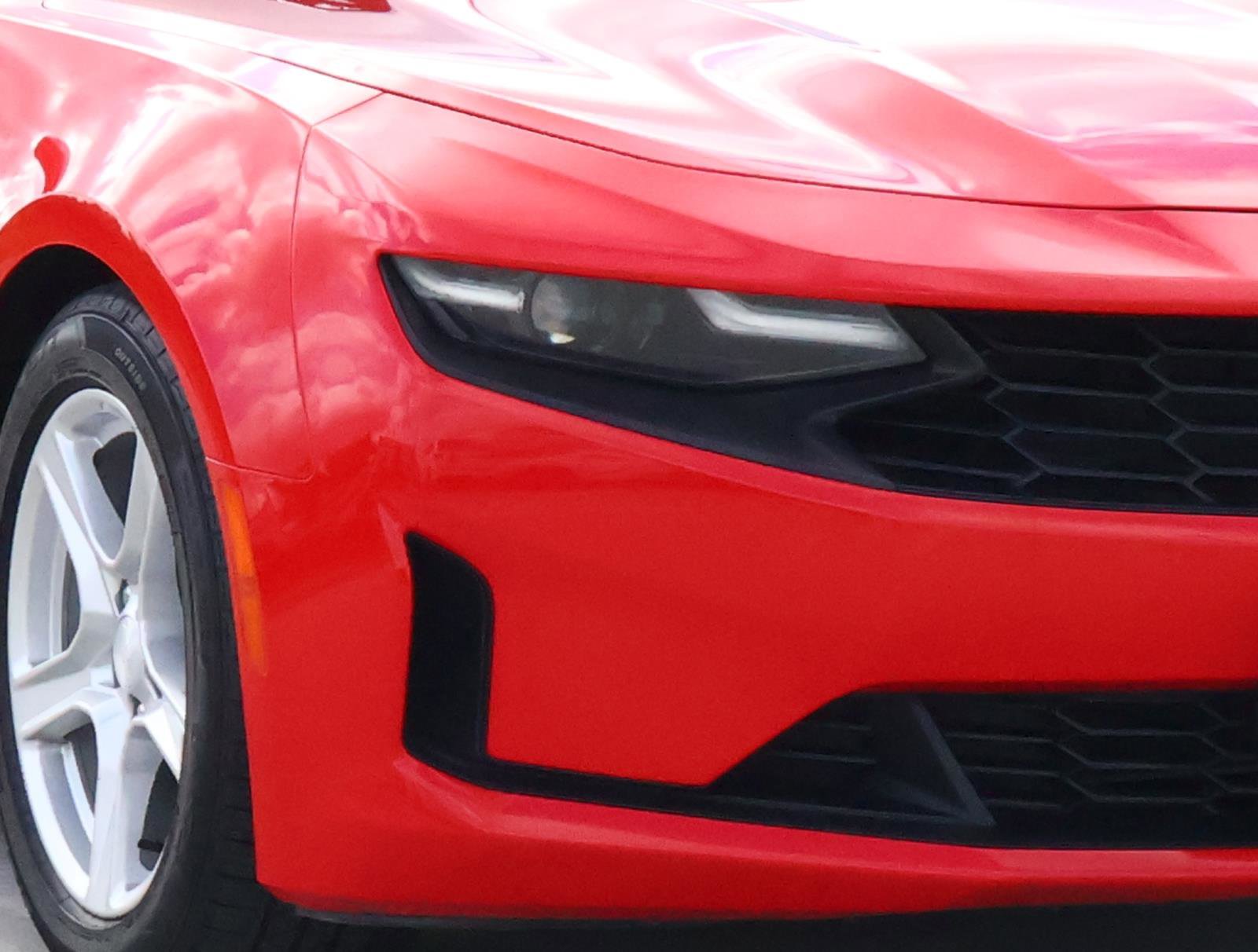 Used 2021 Chevrolet Camaro LT RWD image 7