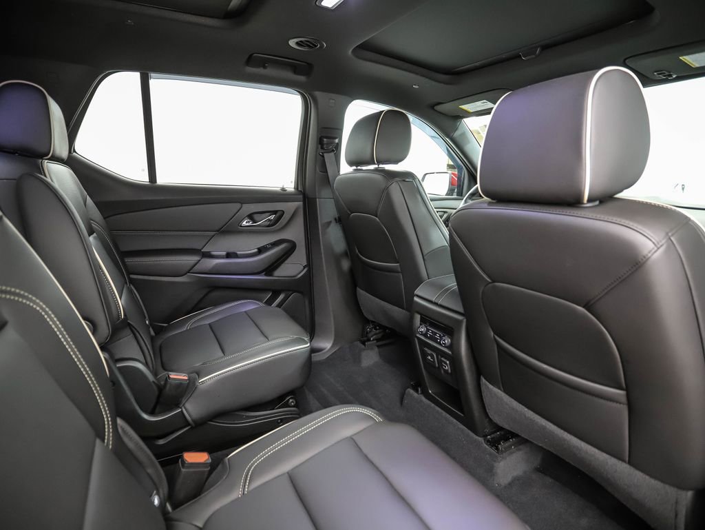 Used 2023 Chevrolet Traverse Premier w/ LPO, Floor Liner Package image 28
