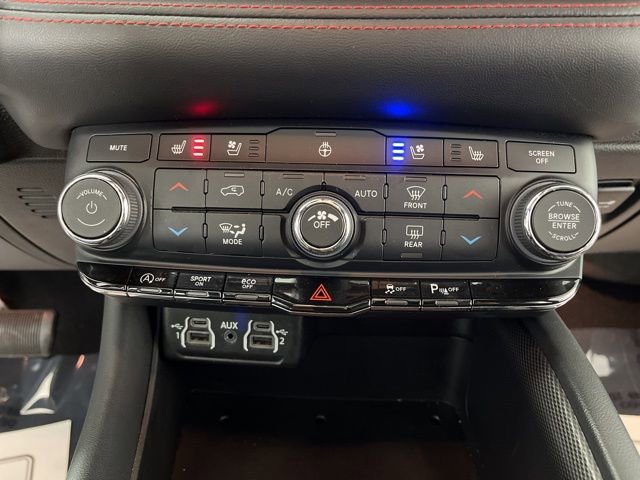 Used 2023 Dodge Durango GT image 27