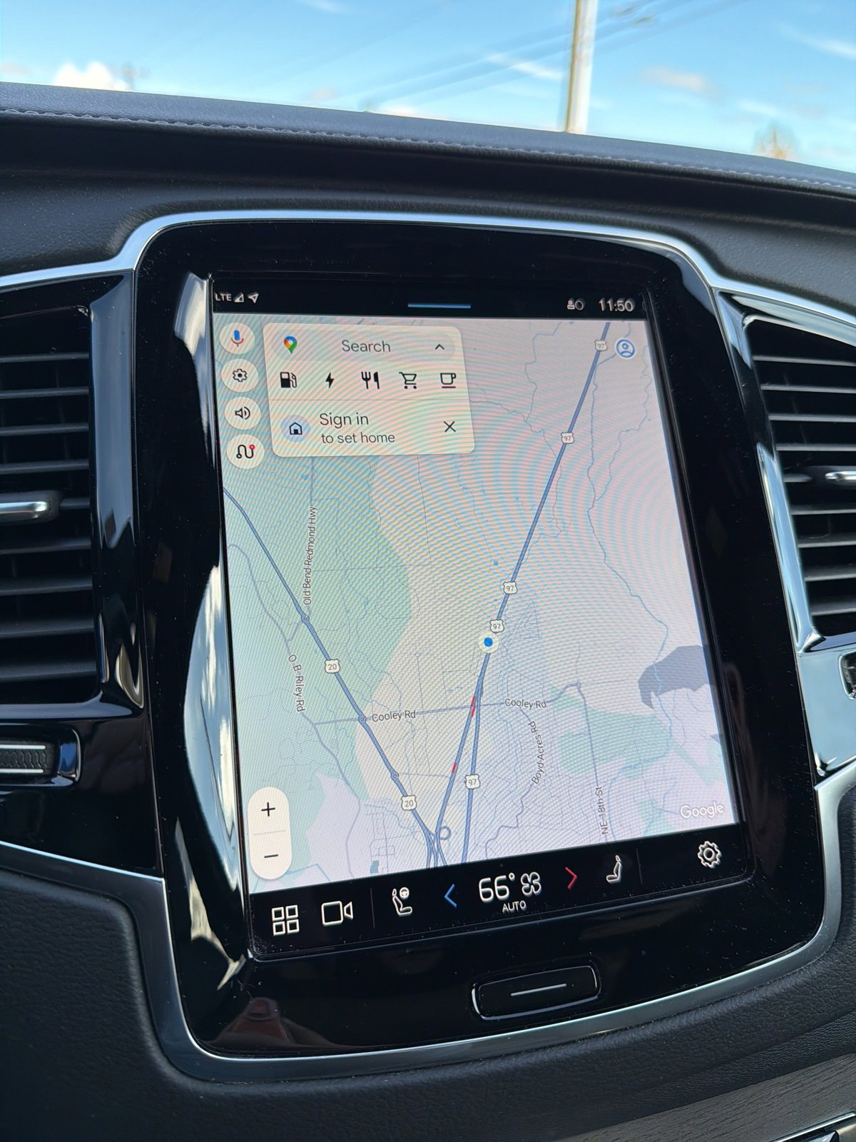 Used 2024 Volvo XC90 T8 Ultimate w/ Protection Package Premier image 30