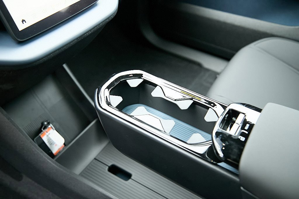 New 2026 Volvo EX30 Cross Country Ultra image 16