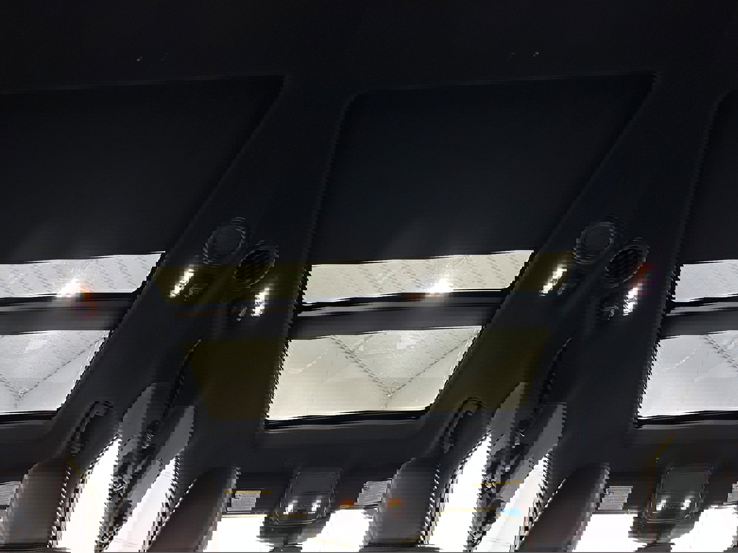 Used 2020 Ford Explorer XLT w/ Equipment Group 202A image 26