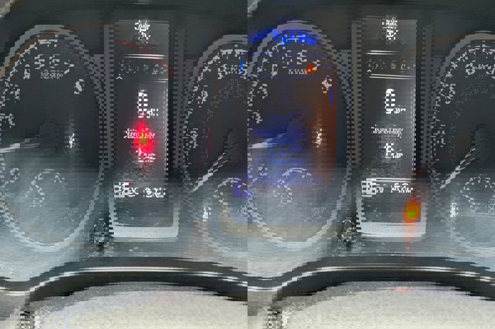 Used 2022 Toyota Tacoma TRD Off-Road w/ Technology Package AWD/4WD image 25