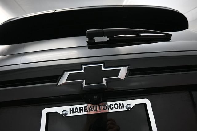 Used 2026 Chevrolet Traverse LT w/ Midnight/Sport Edition FWD image 27