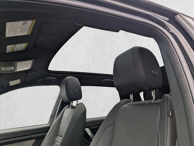 Certified 2024 Land Rover Discovery Sport Dynamic SE image 16