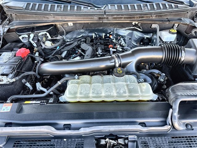 Used 2024 Ford Expedition XLT image 26