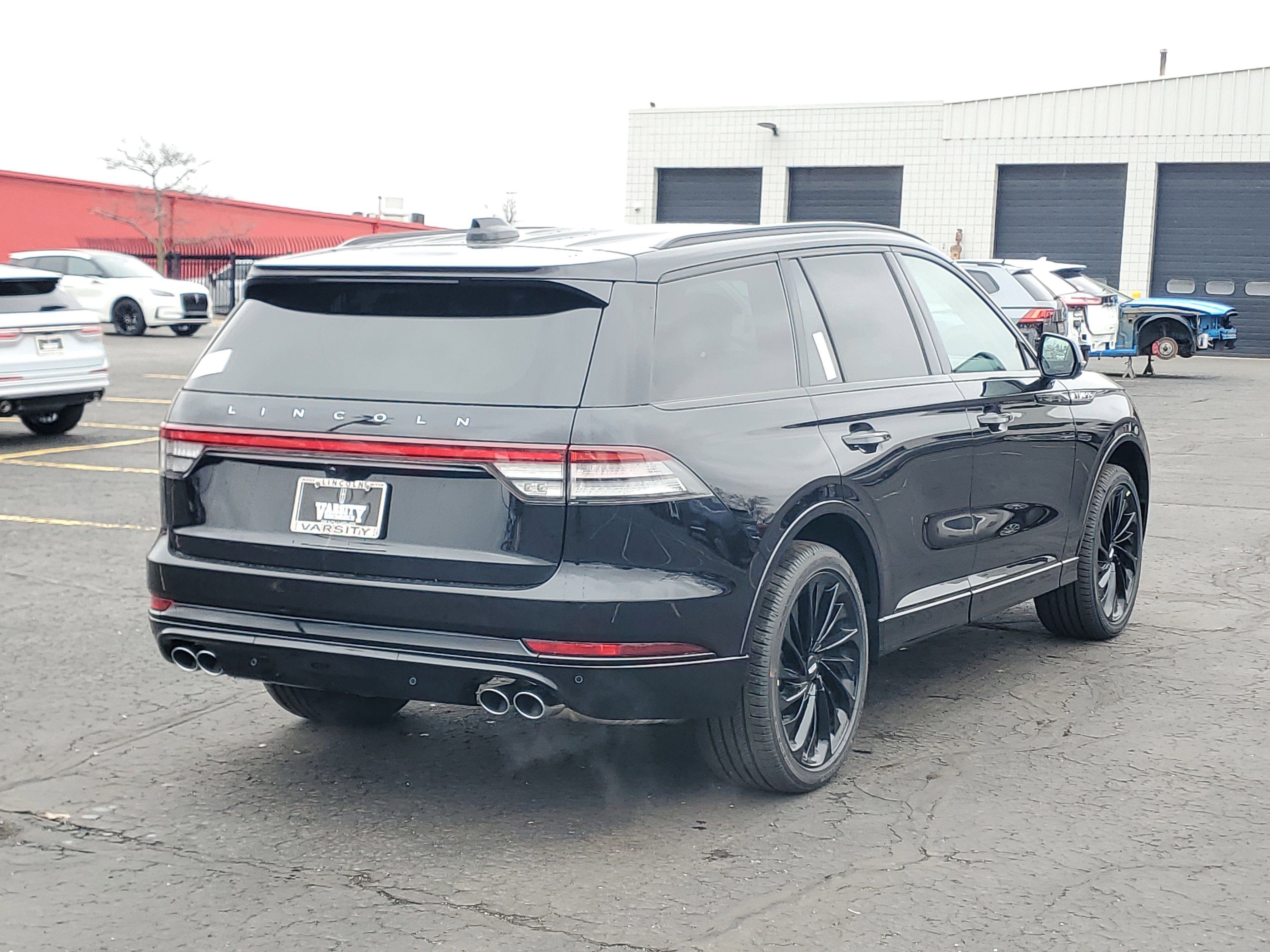 New 2026 Lincoln Aviator Reserve image 4