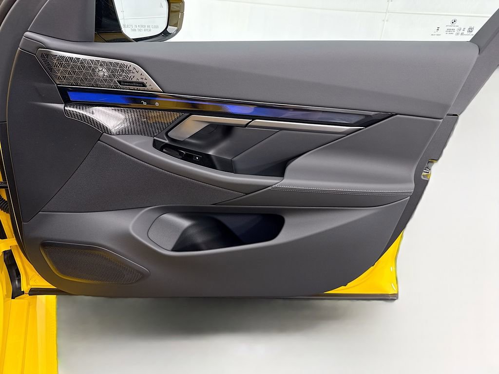 New 2026 BMW M5 w/ Executive Package image 24