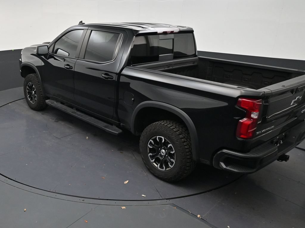 Used 2024 Chevrolet Silverado 1500 ZR2 w/ Technology Package AWD/4WD image 14