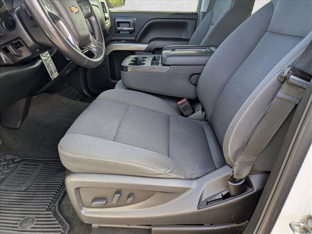 Used 2018 Chevrolet Silverado 1500 LT w/ Texas Edition image 13