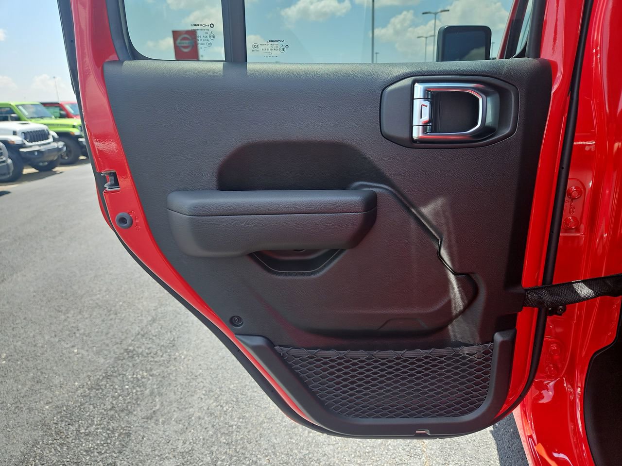 New 2025 Jeep Gladiator Sport image 14