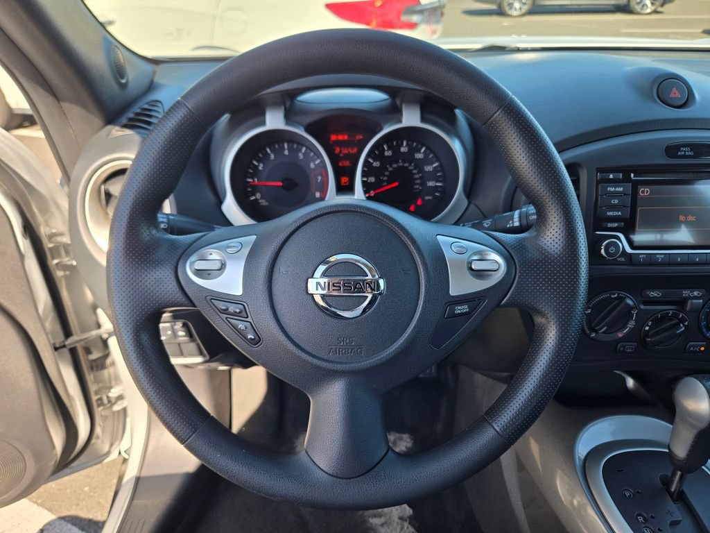 Used 2016 Nissan Juke S FWD image 25