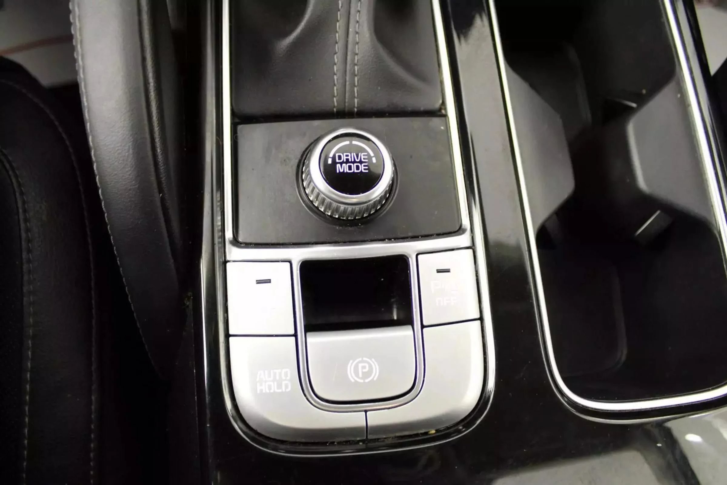 Used 2022 Kia Telluride EX w/ EX Premium Package FWD image 28
