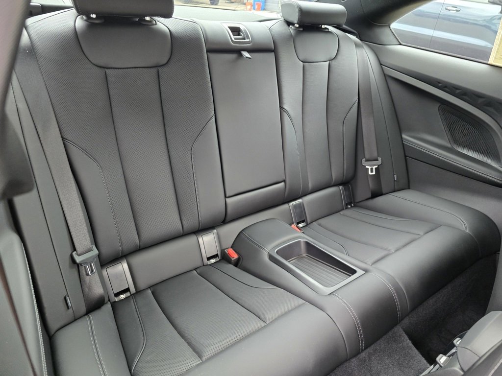 Used 2024 BMW M240i xDrive Coupe w/ Premium Package image 31