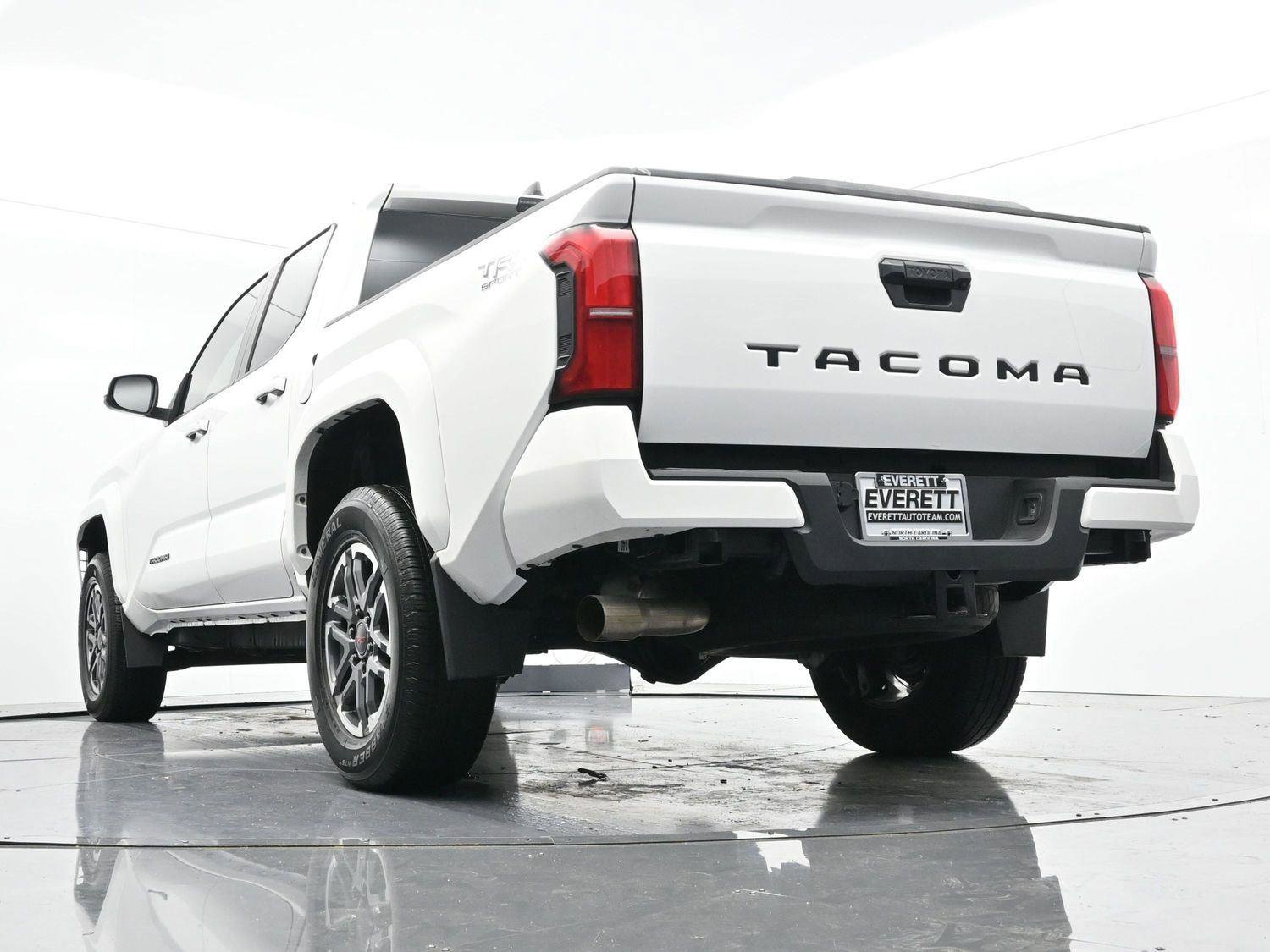 Used 2024 Toyota Tacoma TRD Sport image 46