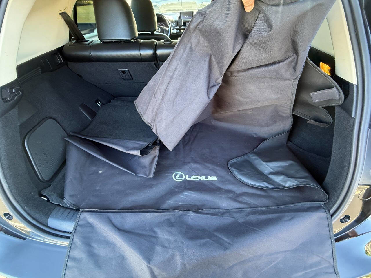 Used 2014 Lexus CT 200h image 21