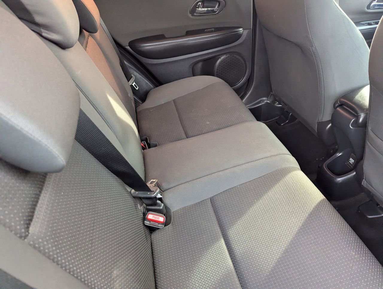 Used 2020 Honda HR-V LX image 16