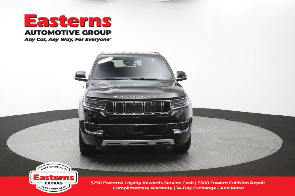 Used 2024 Jeep Wagoneer L Series II RWD image 60