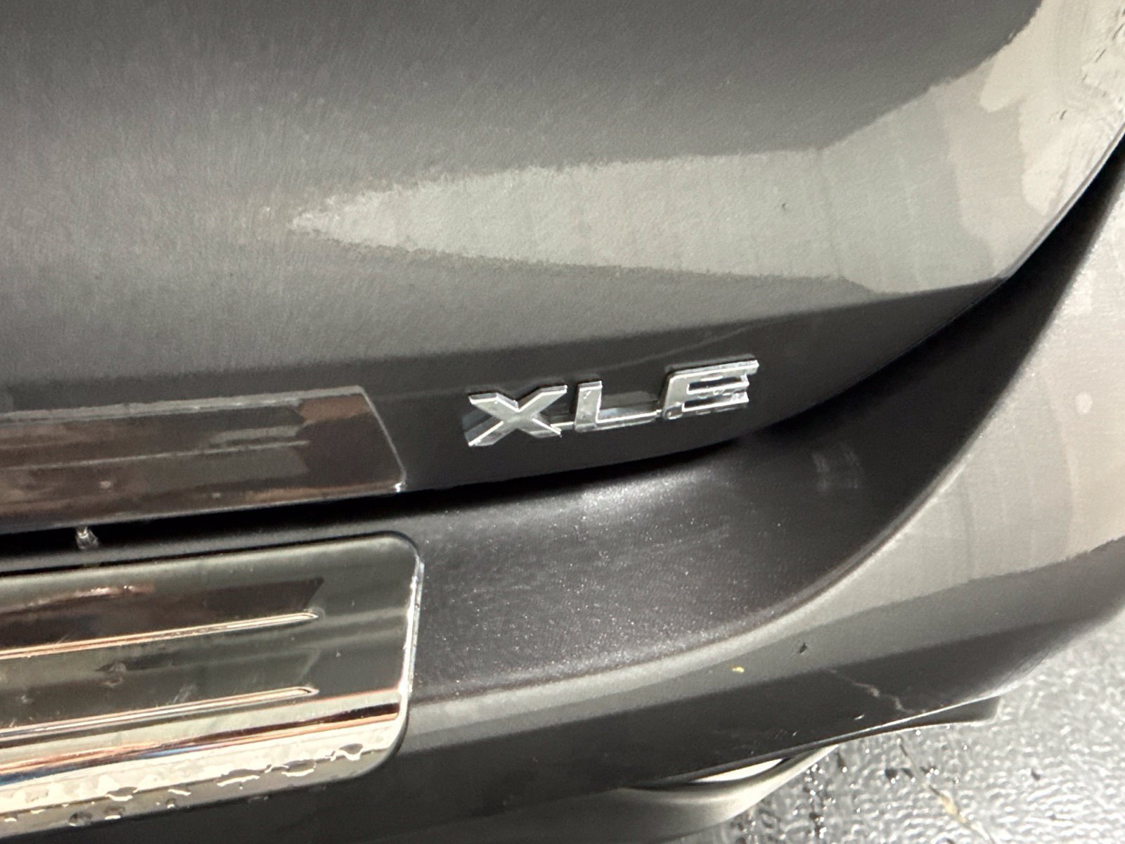 Used 2020 Toyota Highlander XLE AWD/4WD image 57