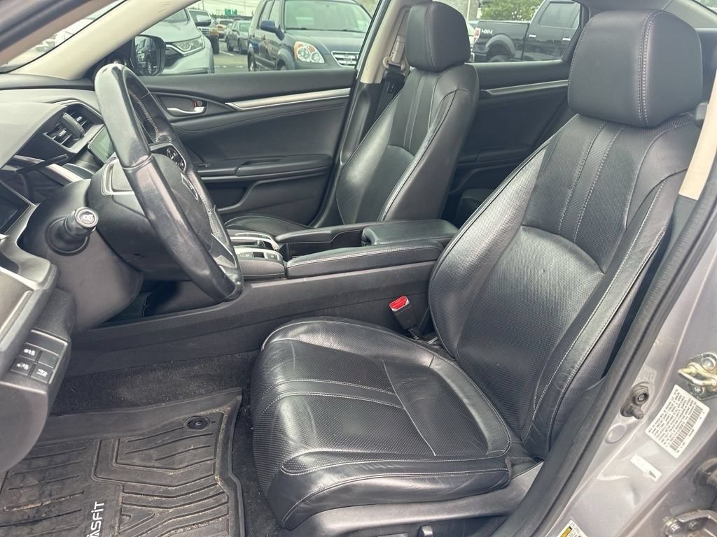 Used 2016 Honda Civic Touring image 16