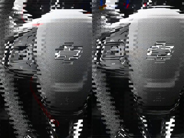 New 2026 Chevrolet Trax RS w/ Sunroof Package image 25