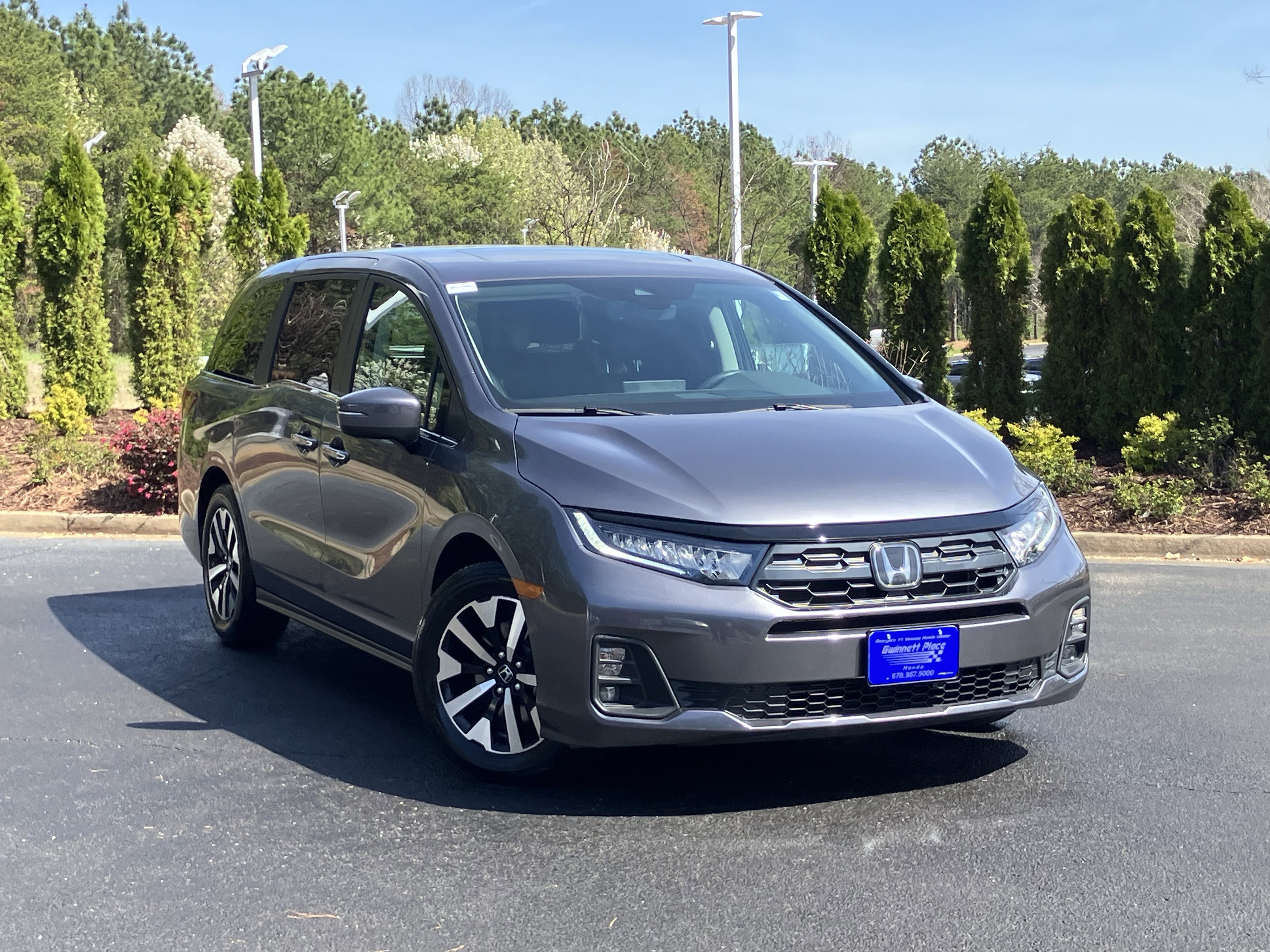 Used 2025 Honda Odyssey EX-L image 2