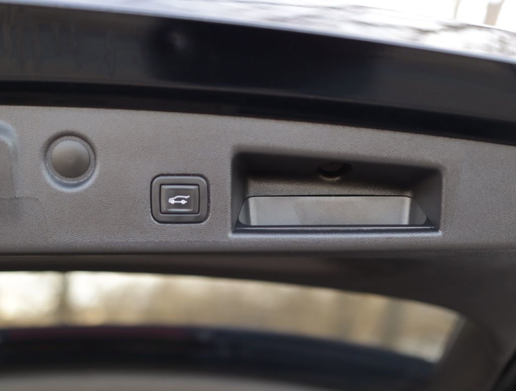 Used 2024 Chevrolet Equinox LT w/ LPO, Floor Liner Package image 25