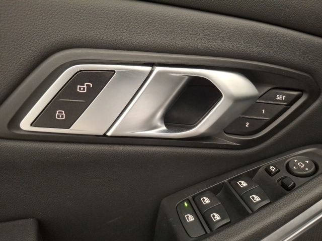 Used 2022 BMW 330i xDrive Sedan w/ Premium Package 2 image 13