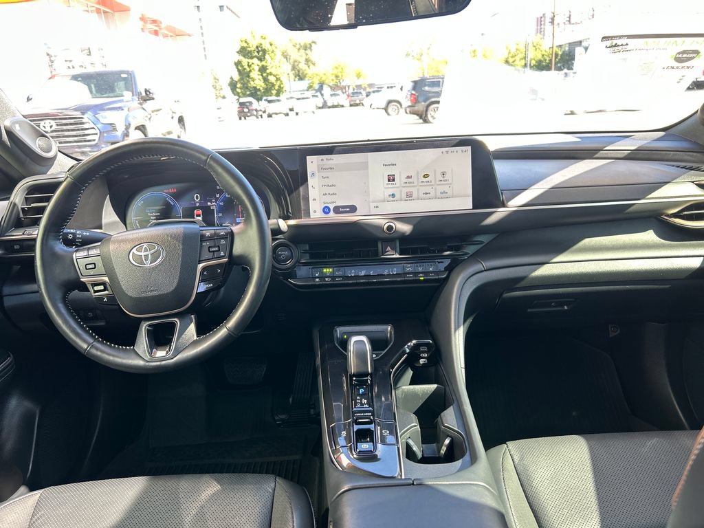 Certified 2025 Toyota Crown Platinum AWD/4WD image 13