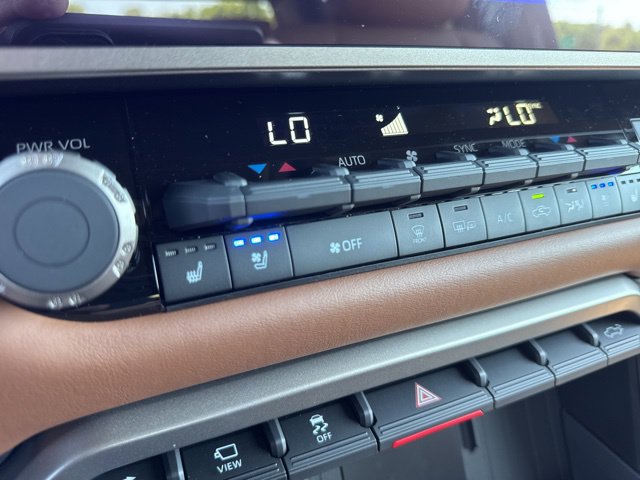 New 2026 Toyota Tundra 1794 Edition AWD/4WD image 14