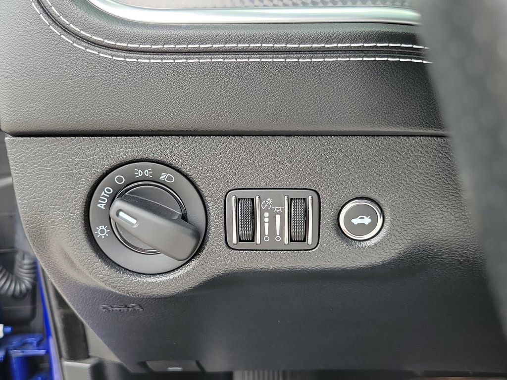 Used 2022 Dodge Charger SRT Hellcat image 28