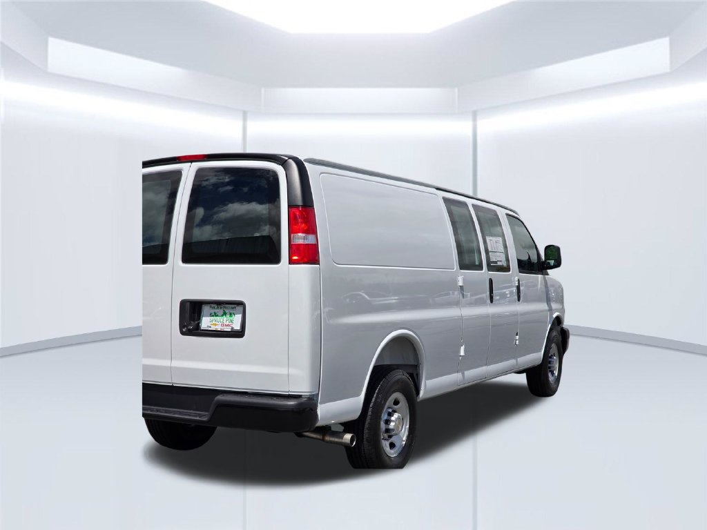 New 2026 Chevrolet Express 2500 w/ Communications Package RWD image 40