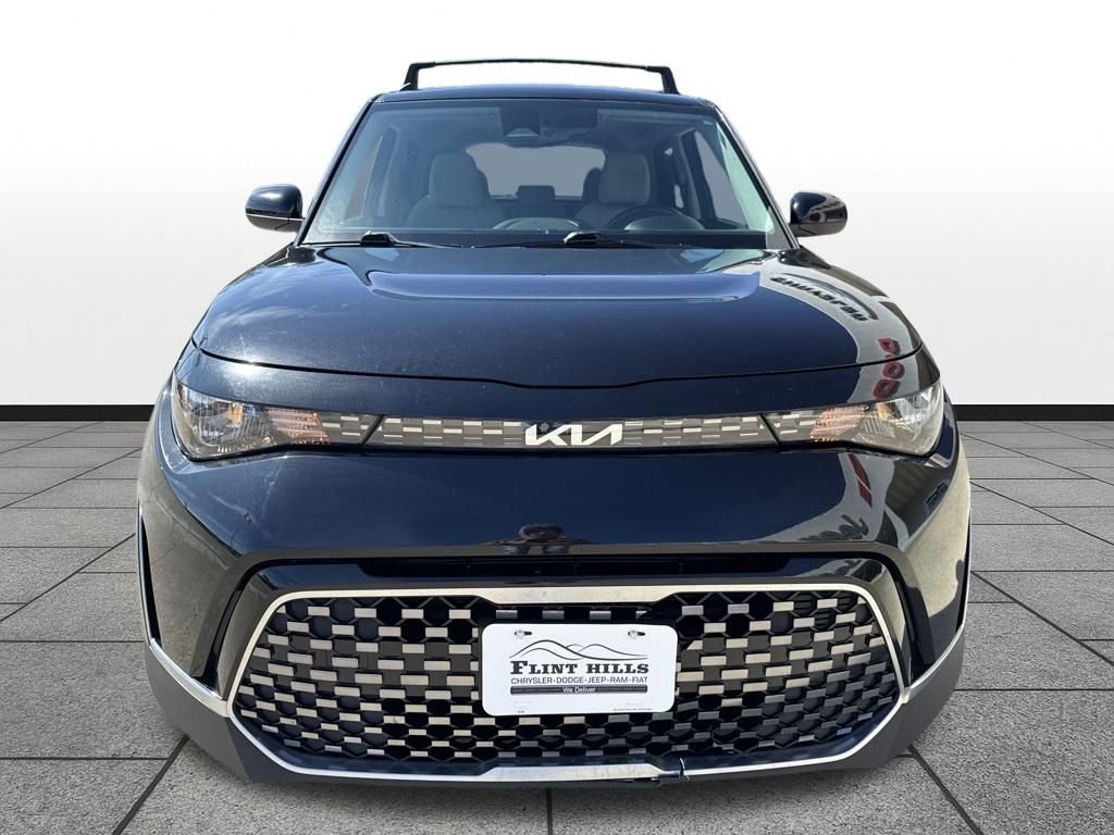 Used 2023 Kia Soul EX image 9