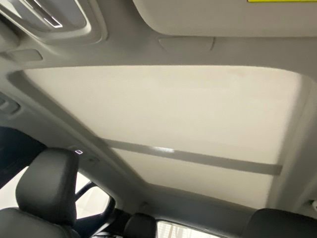 Certified 2025 Volvo XC40 B5 Ultra w/ Protection Package Premier image 28