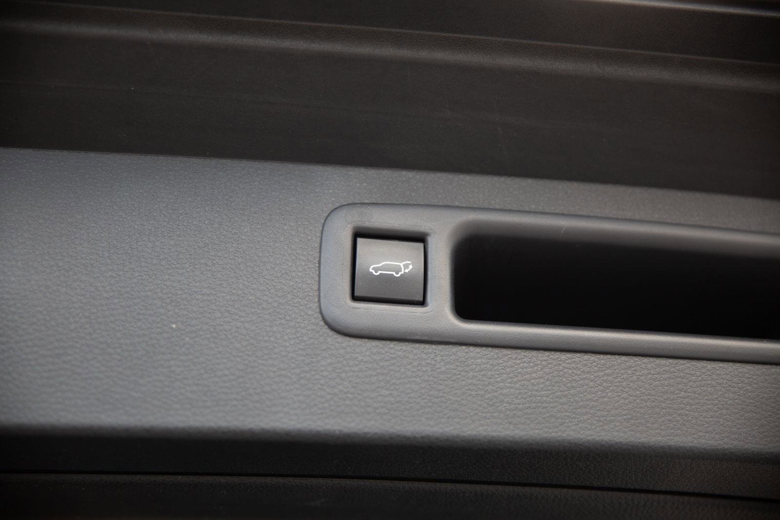 Used 2024 Toyota Highlander LE image 27