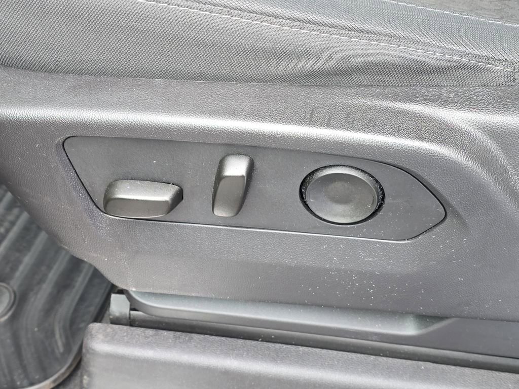 Certified 2024 Chevrolet Silverado 1500 LT image 17